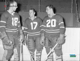 002 - Joueurs de Hockey