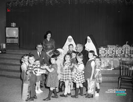 001 - Remise de cadeaux aux orphelins et orphelines