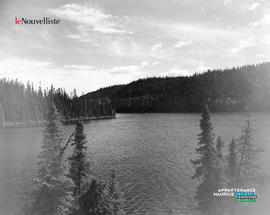 002 - Lac