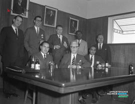 002 - Groupe d'hommes