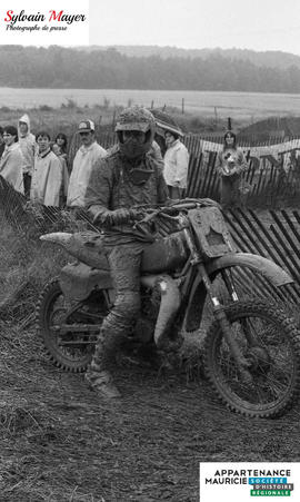 Pilote de motocross