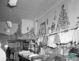 011 - Commerce décoré pour Noël