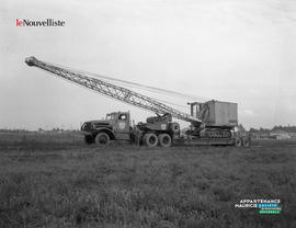 001 - Camion grue