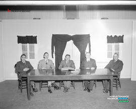 002 - Groupe d'hommes