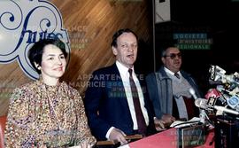 Aline et Jean Chrétien et Claude Lacoursière