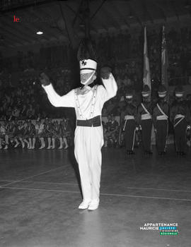 003 - Majorette