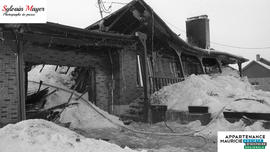 Maison détruite par le feu