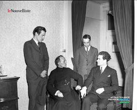 003 - Groupe d'hommes