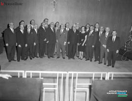 002 - Groupe de personnes