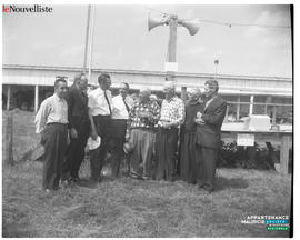 001 - Exposition