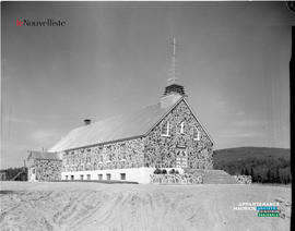 004 - Église