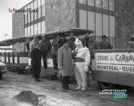 002 - Bonhomme avec le train du Carnaval