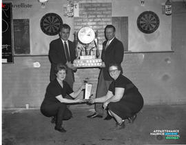 001 - Gagnants avec trophées