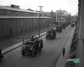 003 - Parade militaire