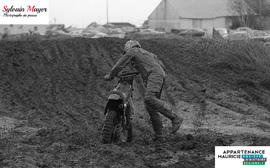 Pilote de motocross