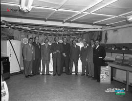 001 - Groupe d'hommes