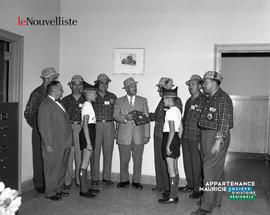 001 - Groupe