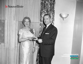 002 - Fêtée