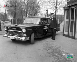 001 - Voiture de police