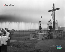 001 - Bénédiction d'un calvaire
