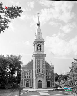 001 - Église