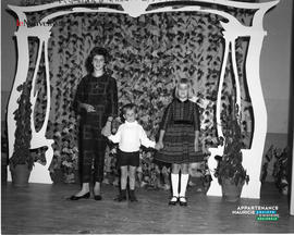 011 - Femme et enfants