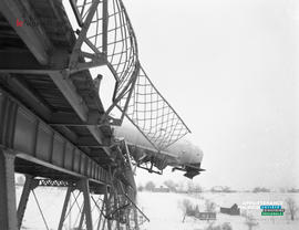 004 - Camion plonge du pont
