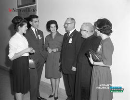 001 - Groupe de personnes