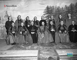 001 - Groupe d'hommes