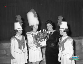 002 - Majorettes