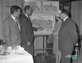 001 - Exposition