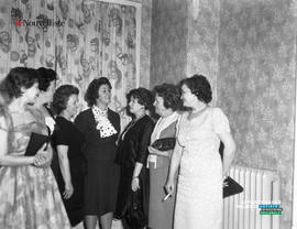 004 - Mme Claire Kirkland Casgrain conférence