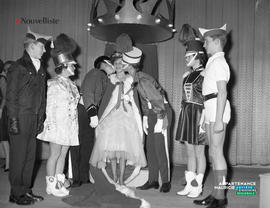001 - Couronnement Miss Ambassadrice