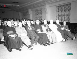 002 - Groupe d'hommes