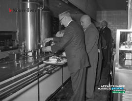 001 - Service de breuvage