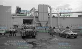 Camion de pompier dans un stationnement