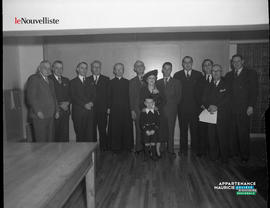 007 - Groupe d'hommes