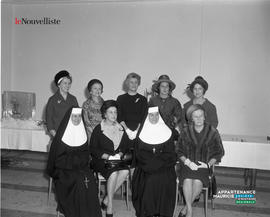 001 - Groupe de femmes