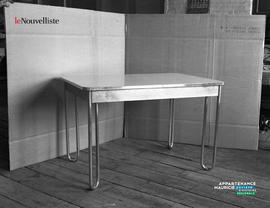 005 - Table