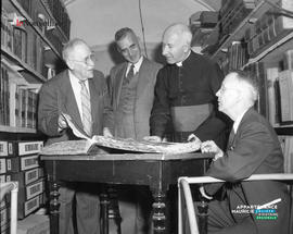003 - Groupe d'hommes
