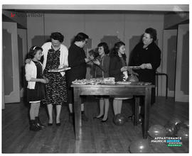 001 - Groupe femmes et de filles