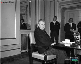 008 - Remaniement ministériel fédéral