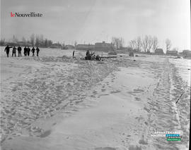 001 - Tracteur dans la neige