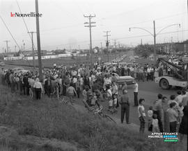 001 - Foule