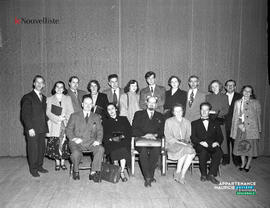 001 - Groupe de personnes
