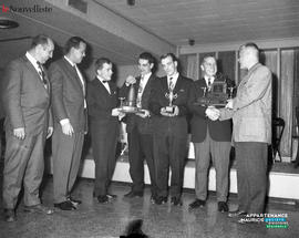 001 - Remise de trophée