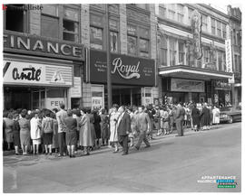 001 - Foule