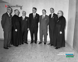 002 - Groupe d'hommes