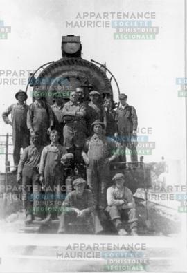 Dad and train crew C. P. R.