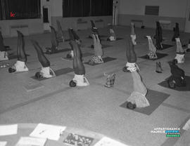 001 - Yoga